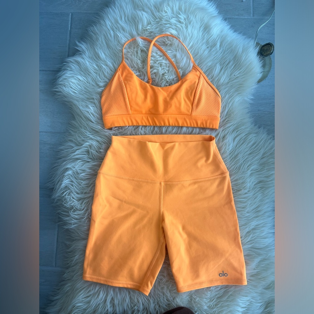 Alo Yoga fitness set